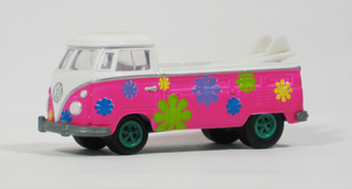 Illustration for article titled Johnny Lightning Trade Items Photo Dump